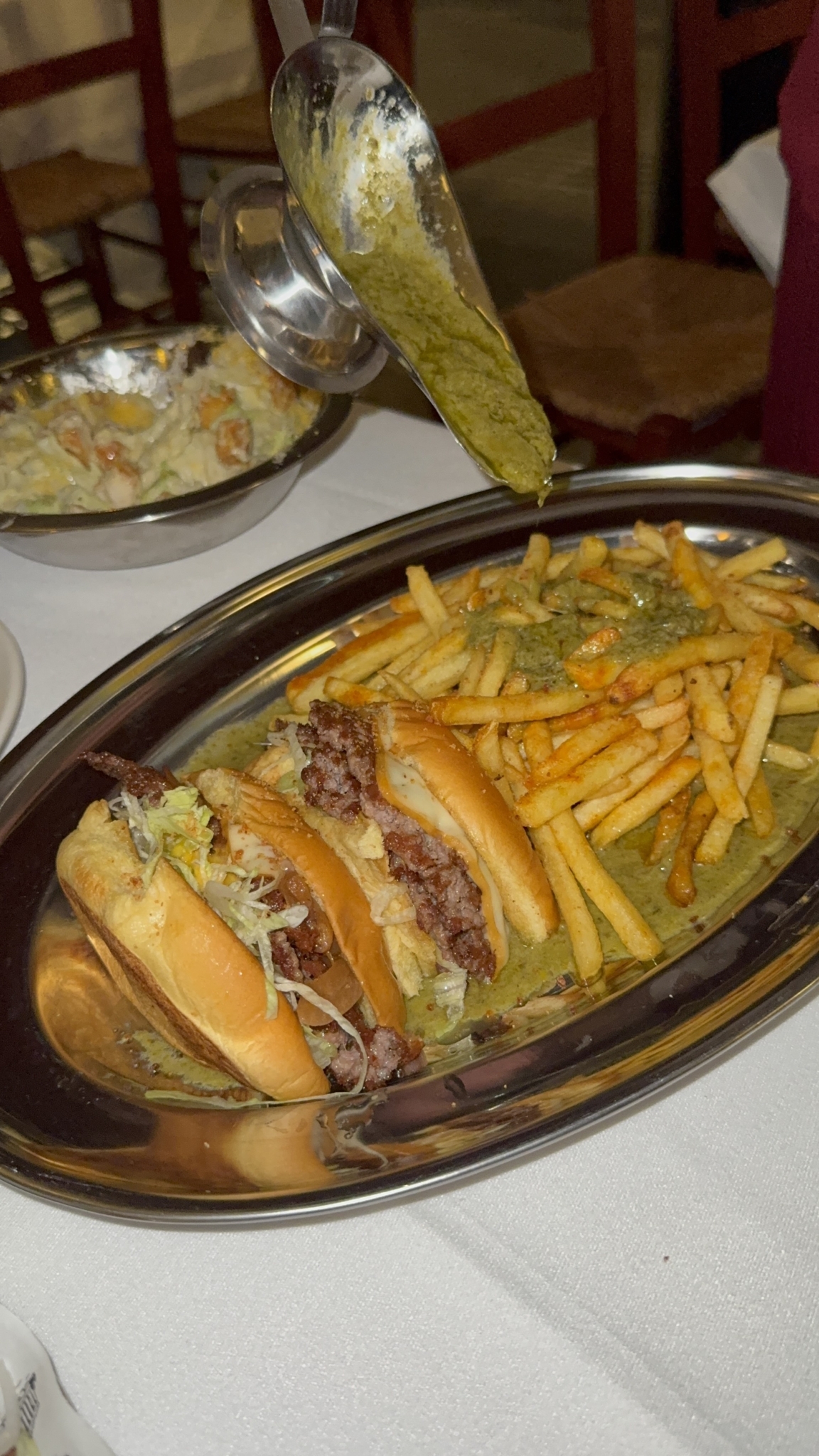 F Smashing District Athens - Straight From Paris Madame burger