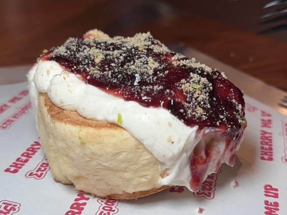 Japanese Pancakes Cheesecake στο Cherry Me Up Περιστέρι